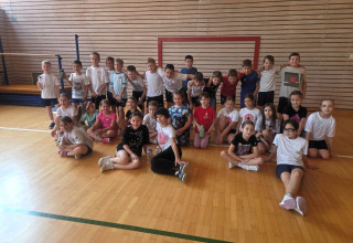 ZAVRŠEN PRODUŽENI SPORTSKI BORAVAK ZA UČENIKE 1. I 2. RAZREDA – 47-ero djece dva tjedna uživalo u programu „Svaki DAN – sport JEDAN“