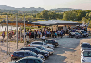 PODSJETNIK ZAINTERESIRANIM PONUDITELJIMA Do 28. srpnja otvoren je Javni poziv za zakup javne površine radi postavljanja samoposlužnog aparata u sklopu RC-a Lančić – Knapić