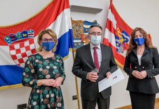 ZAKLADA SV. MIHAEL Zahvalnicu Gradu Ivancu primio gradonačelnik Milorad Batinić