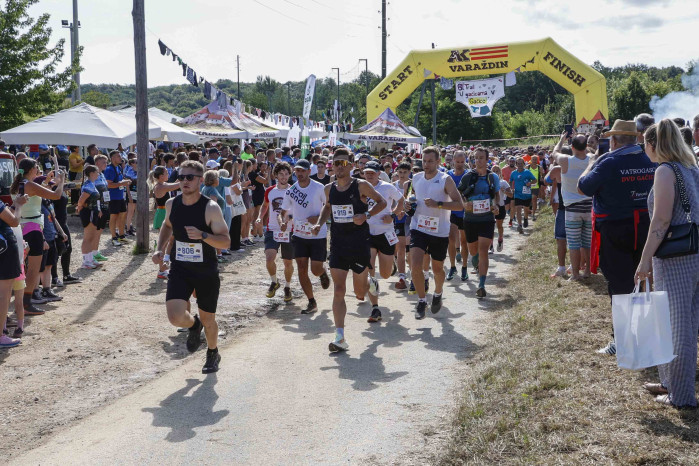 6. TRAIL UTRKA „U GAĆICAMA V GAČICE“ Na stazi dugoj 18 kilometara najbrži Danijel Peček i Simona Jambrošić, najbolji Gačičanec Jurica Ratkaj