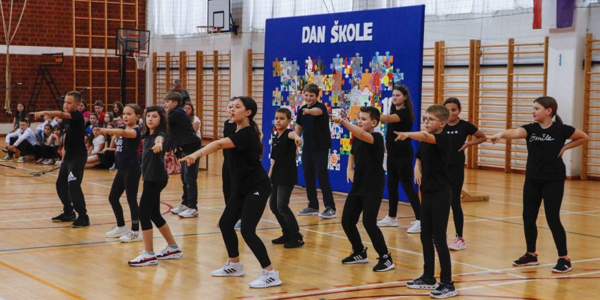 OSNOVNA ŠKOLA IVANEC Obilježen Dan škole i 185. obljetnica školstva u Ivancu