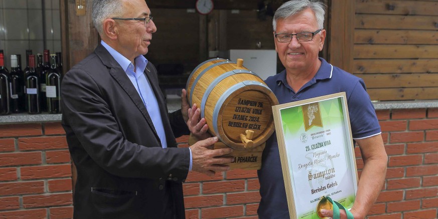 UDRUGA VINOGRADARA PEHARČEK Održana 25. izložba vina berbe 2023. – glavna nagrada šampionu, rajnskom rizlingu Berislava Gečeka