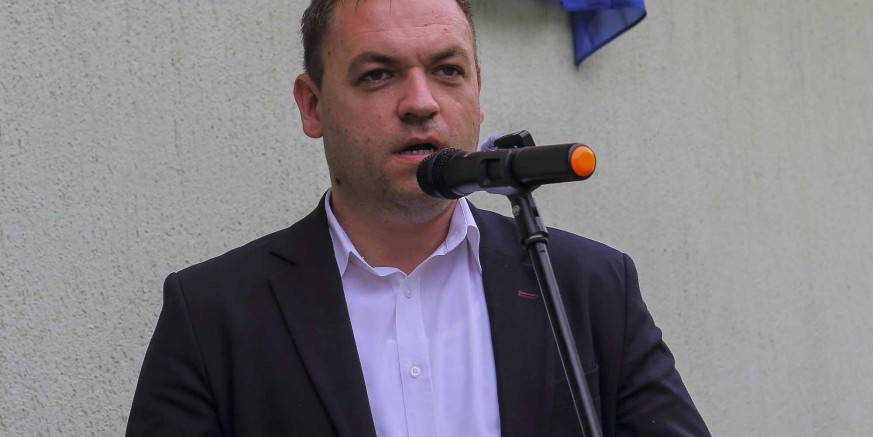 spomen ploca9-putargrdak-glina-140724.jpeg