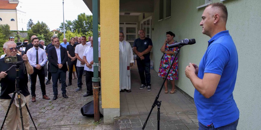 spomen ploca7-putargrdak-glina-140724.jpeg