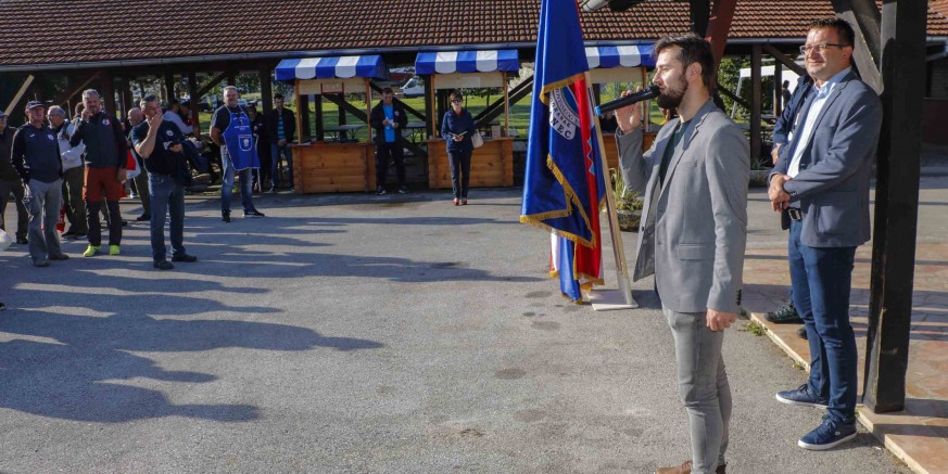 UDVDR IVANEC DOMAĆIN DRŽAVNOG NATJECANJA DRAGOVOLJACA DOMOVINSKOG RATA U SPORTSKOM RIBOLOVU Natjecale se ekipe iz 17 hrvatskih županija