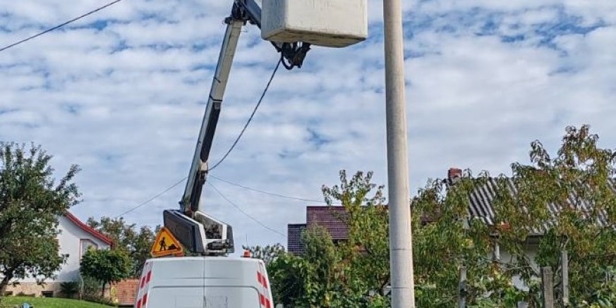 RASVJETA Počela montaža novih 4.300 štednih LED svjetiljki na električne stupove u svih 29 naselja na području grada Ivanca