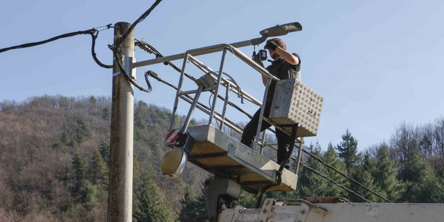MODERNIZACIJA JAVNE RASVJETE Radovi napreduju, od ukupno predviđenih 4.300 dosad postavljeno oko 3.300 štednih LED svjetiljki