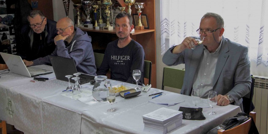OCJENJIVANJE VINA UDRUGE PEHARČEK Šampionska titula sauvignonu Miroslava Meseca iz Ivanca