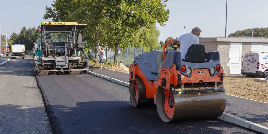 GRADSKE NERAZVRSTANE CESTE Počinje modernizacija cesta iz programa 2025., radovi na 27 lokacija u 15-ak mjesnih odbora