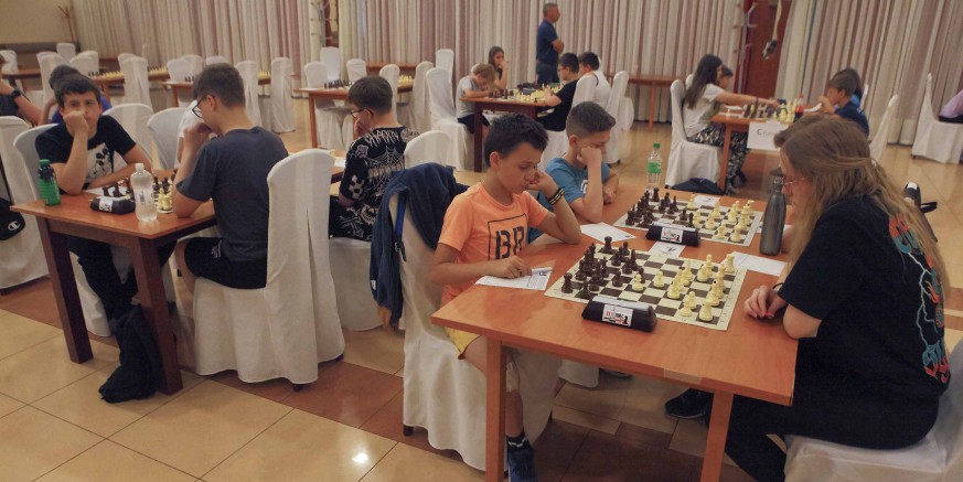 ŠAHOVSKI KLUB IVANEC Ovog vikenda 2. međunarodni šahovski turnir Ivanec Open 2025. (petak-nedjelja, 6.-8. lipnja)