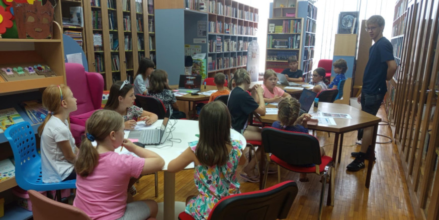 GRADSKA KNJIŽNICA Ljeto ispunjeno pričaonicama, radionicama i  3D modeliranjem