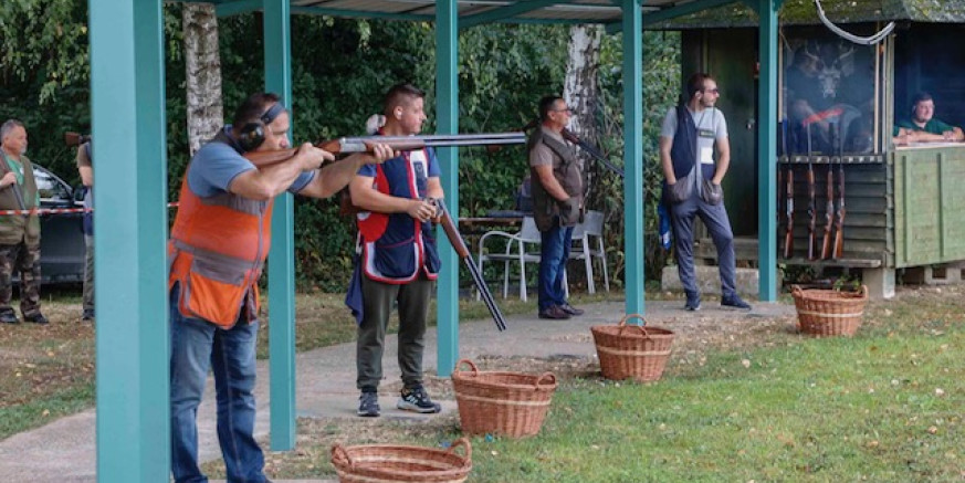 U POVODU 80 GODINA RADA LD JELEN IVANEC 35 ekipa natjecalo se u gađanju letećih meta