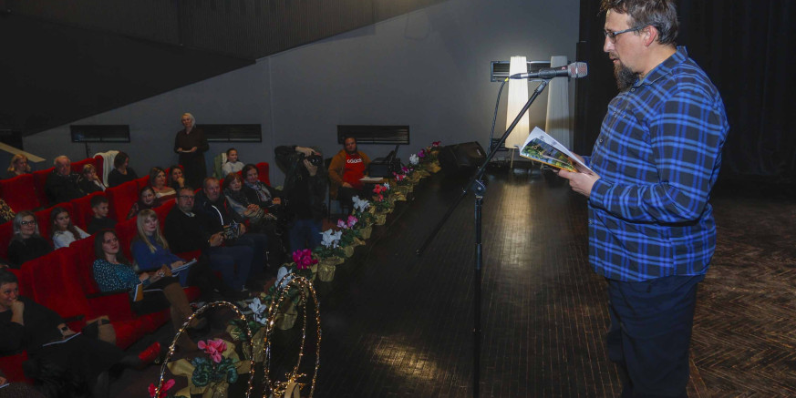 GRADSKA KNJIŽNICA I ČITAONICA GUSTAV KRKLEC Raspisan 45. kajkavski književni natječaj Draga domača rieč