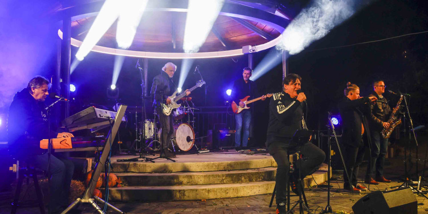 KONCERT Bjelovarski band Ringišpil oduševio ivanečku publiku