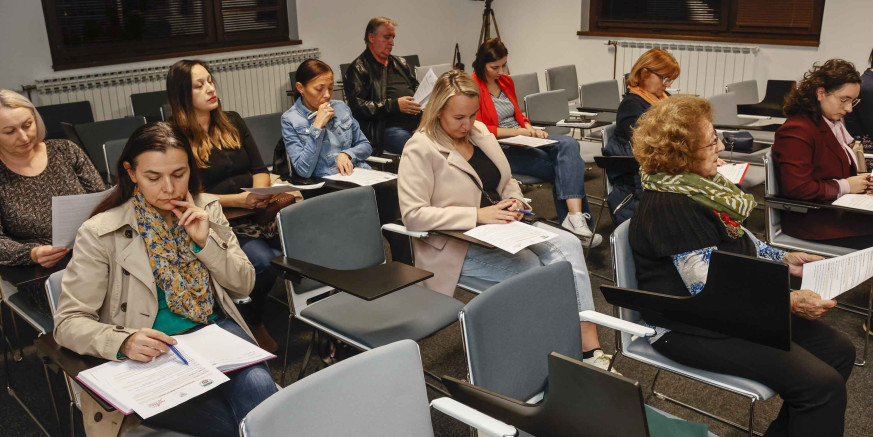 RADNI SASTANAK S UDRUGAMA I USTANOVAMA Predstavljen program „Advent u Ivancu 2025.“; i ove sezone klizalište i niz zabavnih programa i atrakcija za sve generacije