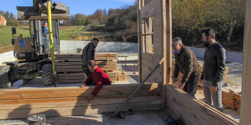 ETNO KUĆA BEDENEC U tijeku izvedba drvene nosive konstrukcije