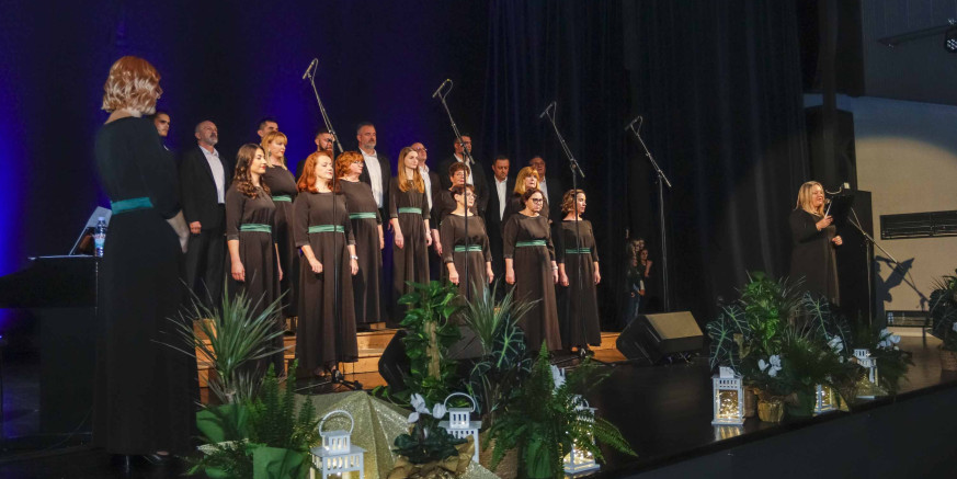 KUD RUDOLF RAJTER IVANEC U subotu, 15. studenog, godišnji koncert Mješovitog pjevačkog zbora, dječjeg zbora i gostiju