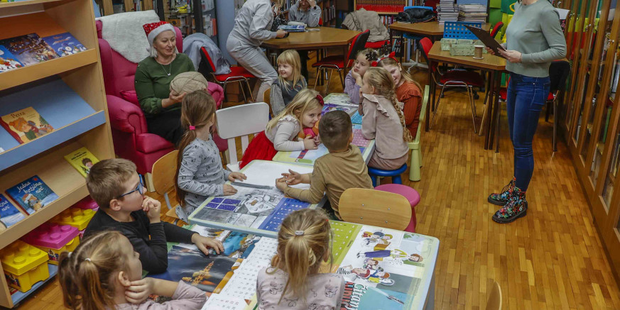DJEČJA RADIONICA Kako je bilo u Gradskoj knjižnici na “Božiću s gospodinom Grincajgom”?