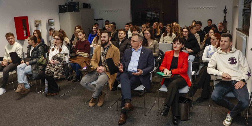 STIPENDIJE Studentima dodijeljene stipendije Grada Ivanca za ak. godinu 2025./2026.