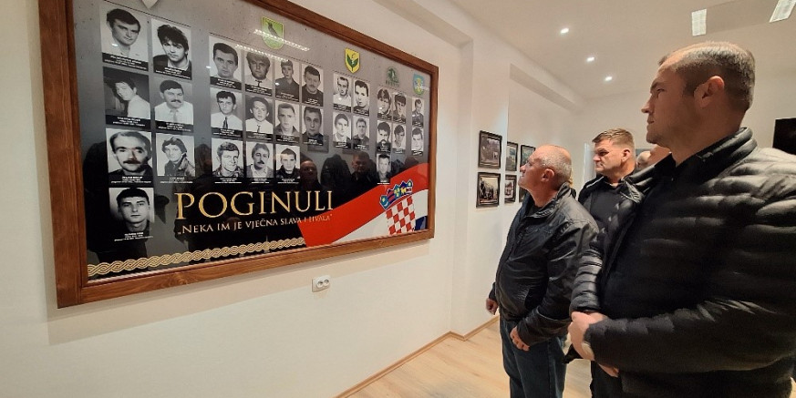 in170 memorijalni centar - poginuli.jpg
