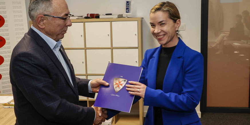GRAD IVANEC Kulturnim i civilnim udrugama uručeni ugovori o sufinanciranju programa u 2026. vrijedni 96.300 €; za sve udruge Grad godišnje izdvaja više od 600.000 €!