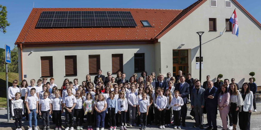 PODRUČNA ŠKOLA MARGEČAN Održana svečanost u povodu završetka energetske obnove školskog objekta