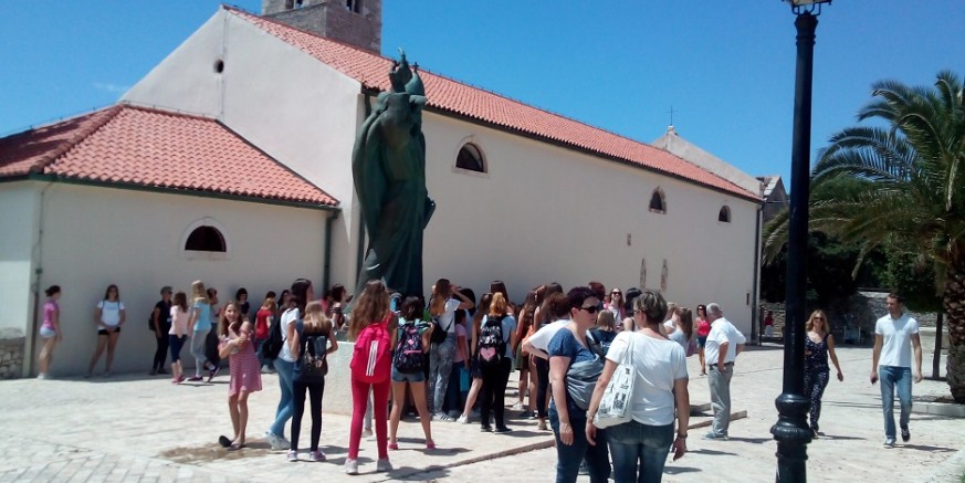 Grad Ivanec 63 učenika i 14 mentora nagradio izletom u Nin i Zadar