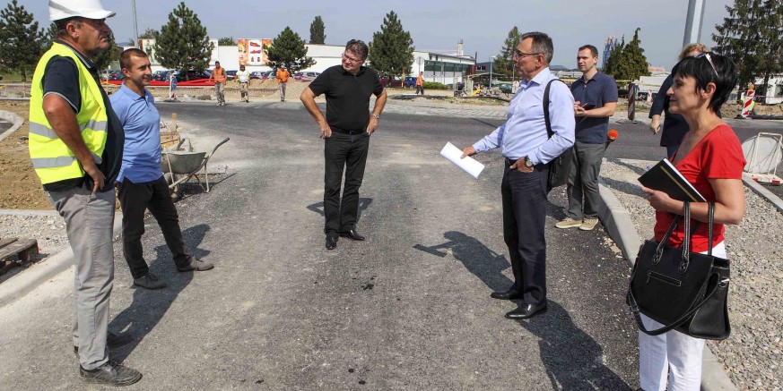 Gradonačelnik M. Batinić u obilasku gradskih gradilišta: Novi rotor, vrijedan 2,7 mil. kn, do kraja rujna