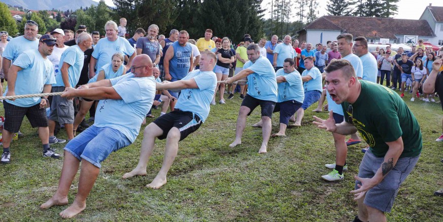 35. seoske igre starih sportova u Salinovcu