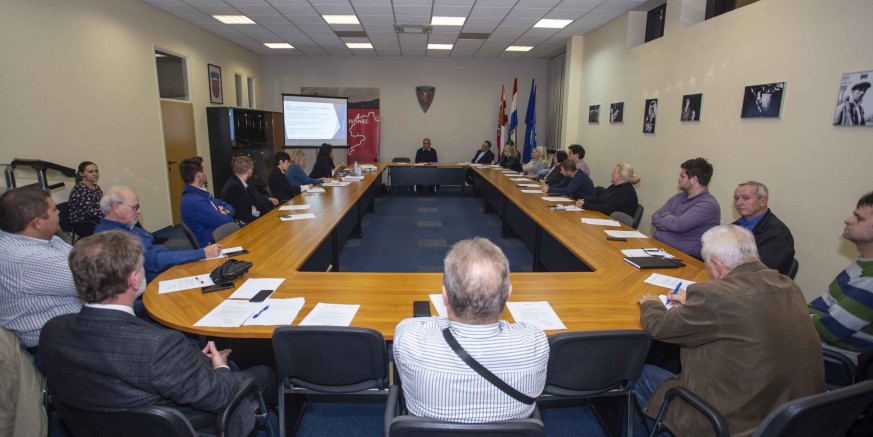 Održan sastanak gradskih čelnika s ivanečkim poduzetnicima okupljenim u Poslovnom klubu Ivanec