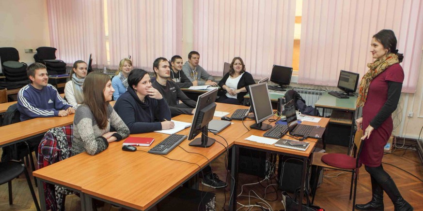 Skupina od 10 mladih, zaposlenih u Projektnom uredu Ivanec, uključena u intenzivan proces obuke i edukacije