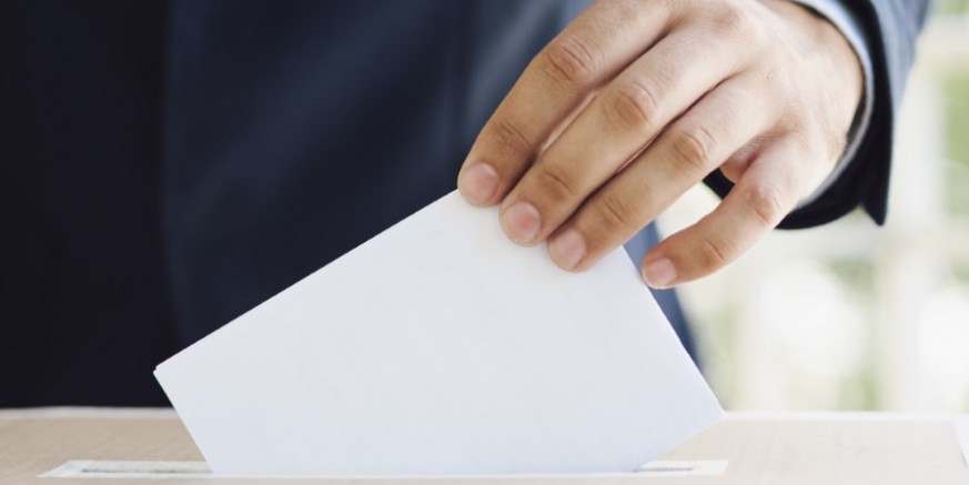 ZA REFERENDUM Poziv biračima da izvrše pregled, dopunu i ispravak podataka u registru birača